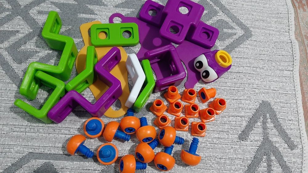 Конструктор детский разный