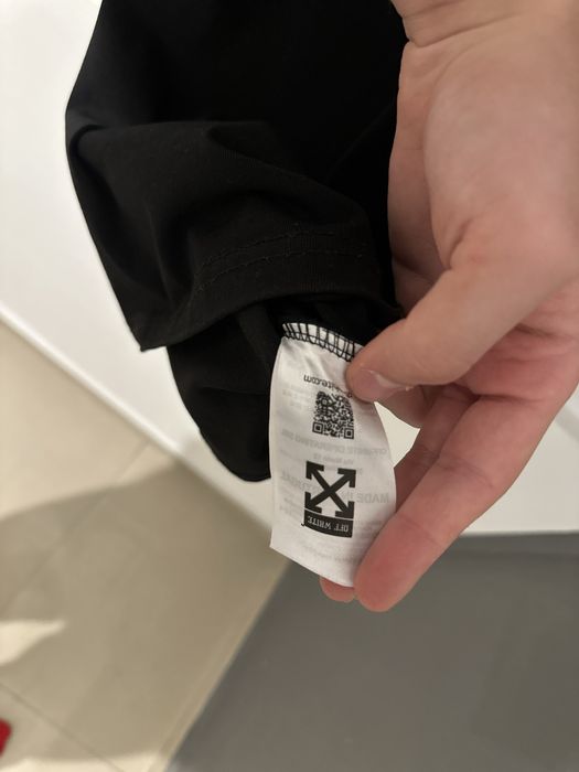 Tricou Off White negru