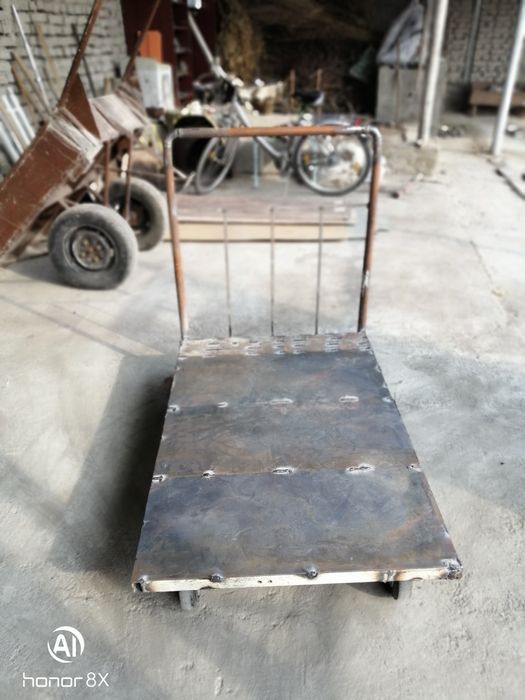 Тележка сотилади 1.20×80