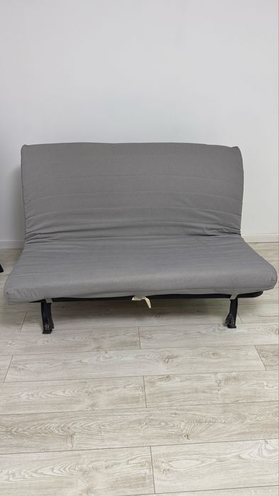 Canapea extensibila ikea