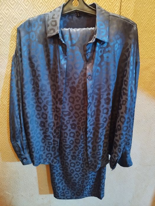 Продам костюм летний