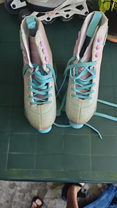 Vând role / patine