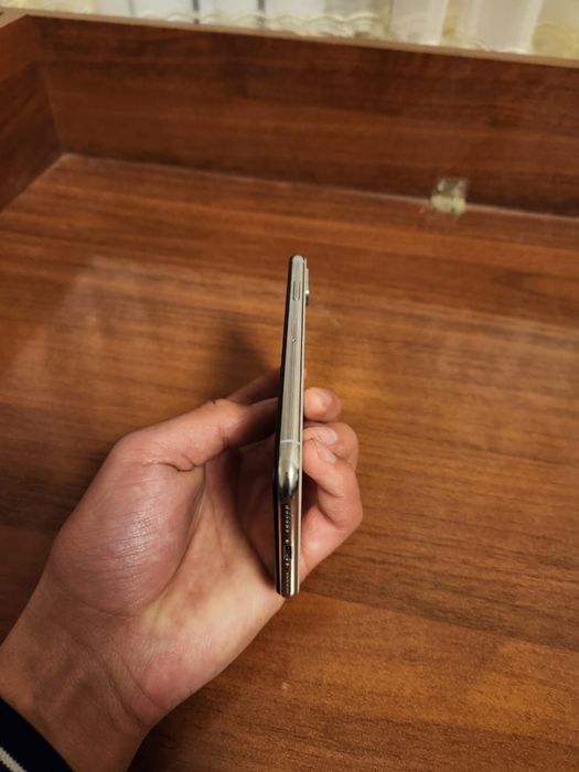 Продаю Iphone X 256гб