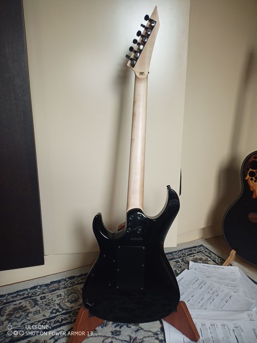 Продавам електрическа китара ESP