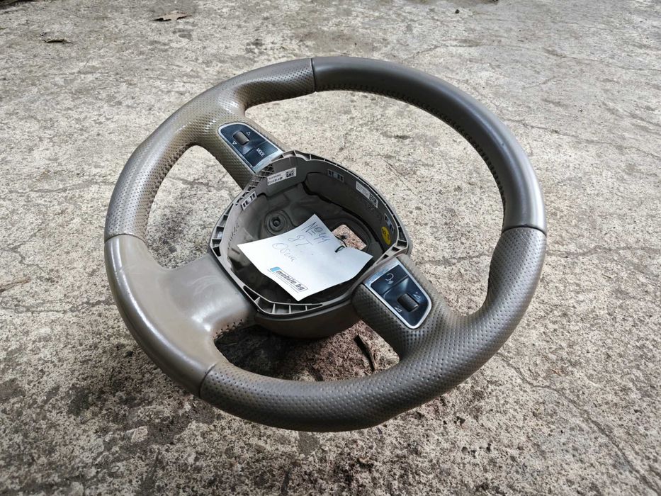 Продавам мулти волан с Airbag за Audi A4 A5 A6 4f A8 Q7 Ауди Н44