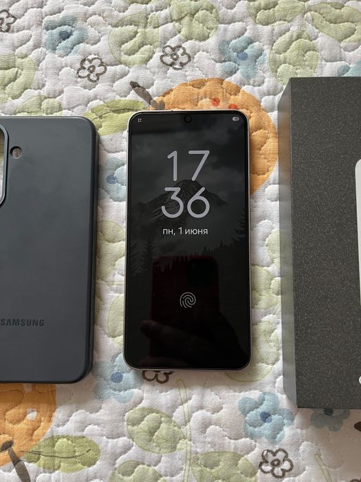Продам Samsung Galaxy S25