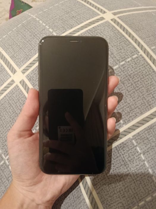 Продаю iPhone 11