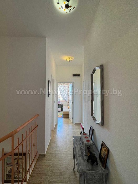 Двуетажен таунхаус в с. Кошарица, обл. Бургас