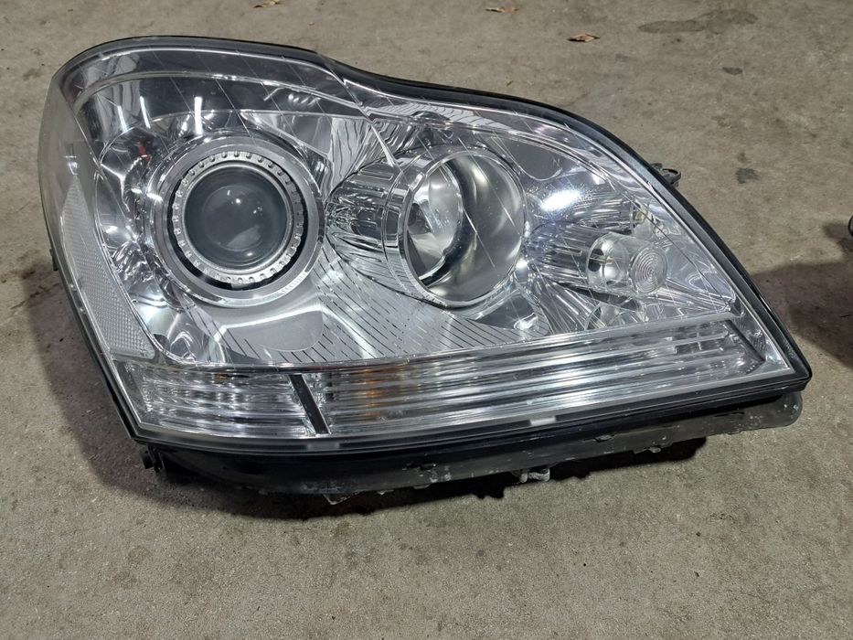 Ляв десен фар Мерцедес ГЛ Х164 фарове Mercedes GL X164