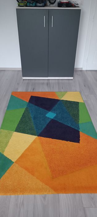 Vând mobila tineret + birou+ covor+ pat