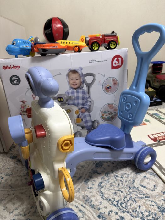 продается машинка каталка