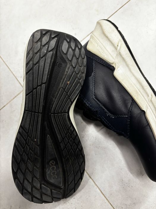 Продам обувь ecco 31 размера