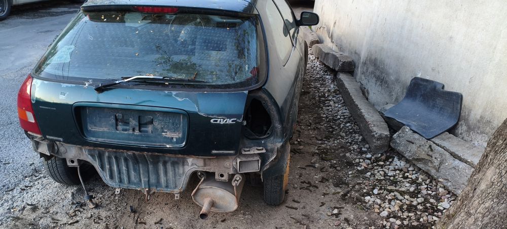 Honda civic 1998г d15z6 автоматик на части