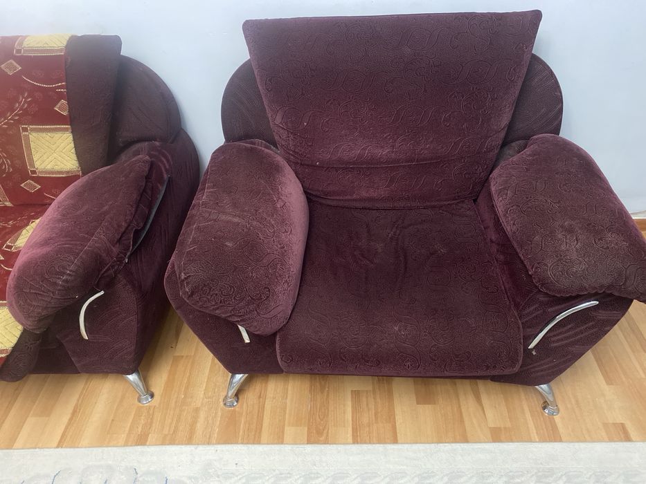 2 кресла и диван