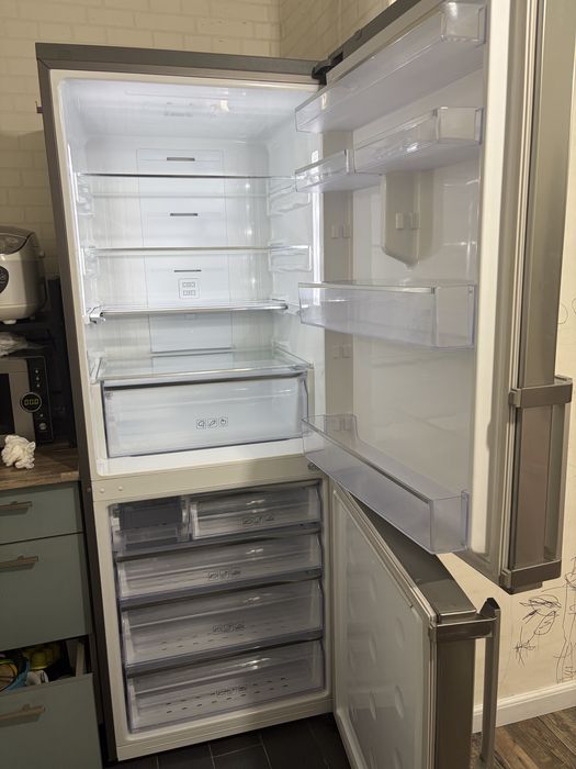Холодильник в хорошем состоянии