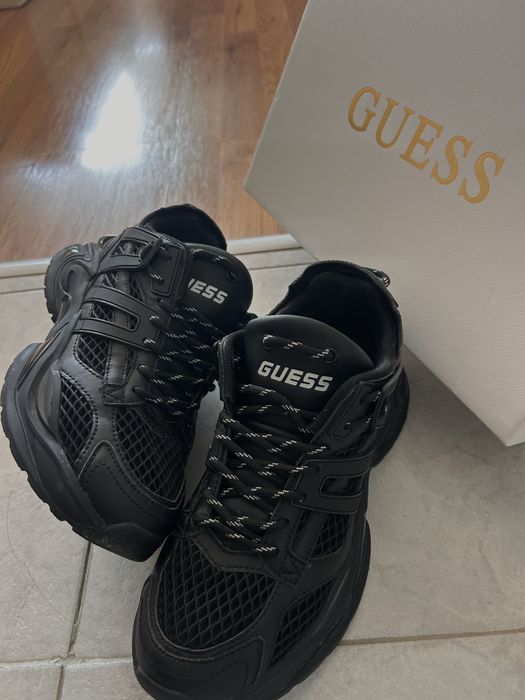 Guess  Сникърси Belluna