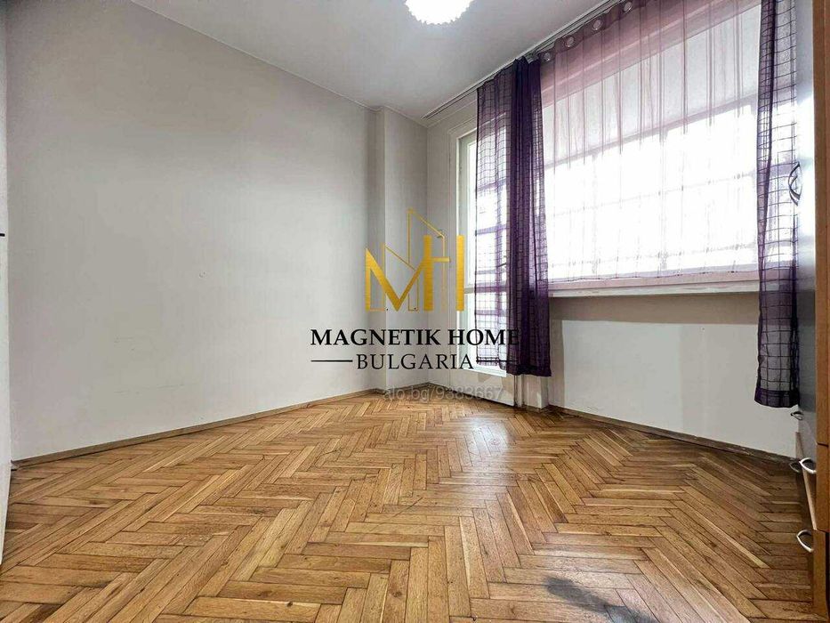 Дава се под наем Двустаен апартамент в Бургас, Център - 50 кв.м за 244.8 € - Снимка #4