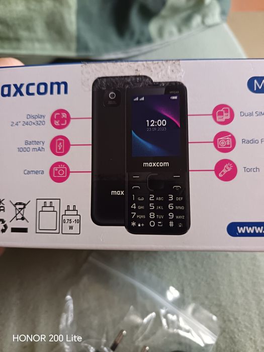 Telefon mobil maxcom