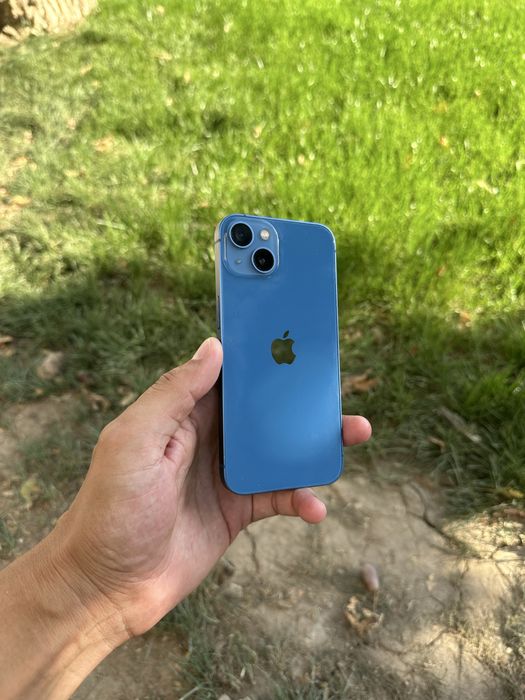 Продам телефон iPhone 13