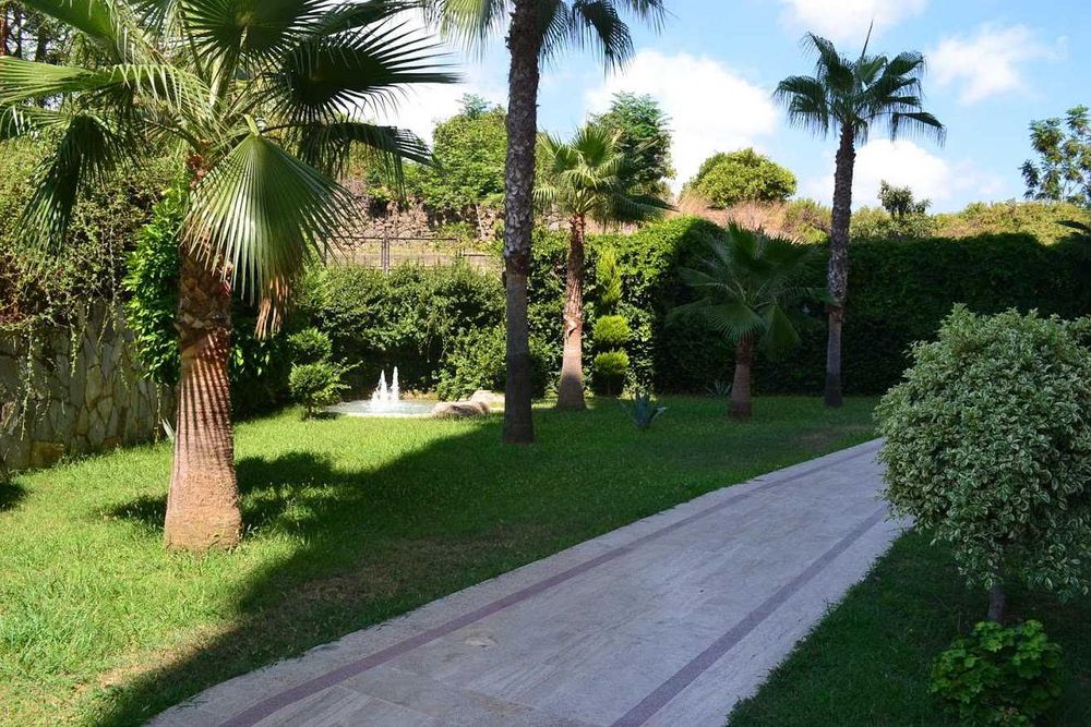 4 комнатная квартира в Алании (обмен на кв. в Караганде с доплатой)