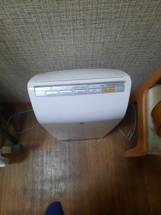 Продам очиститель воздуха