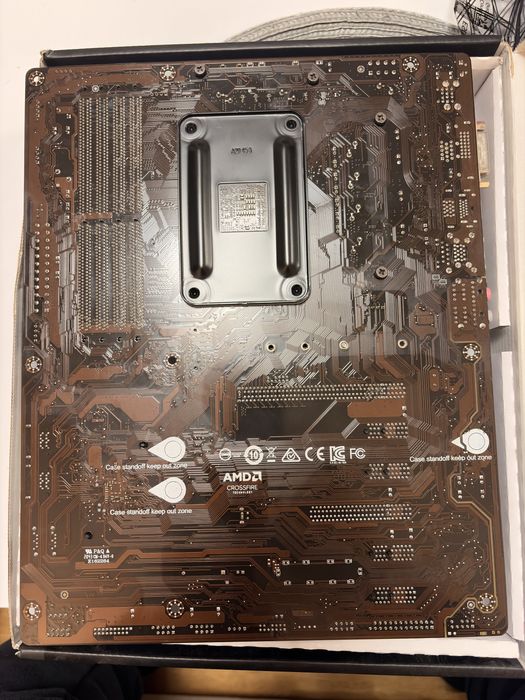 MSI B450-A PRO MAX + Ryzen 3 3200G + 120GB M.2 SSD