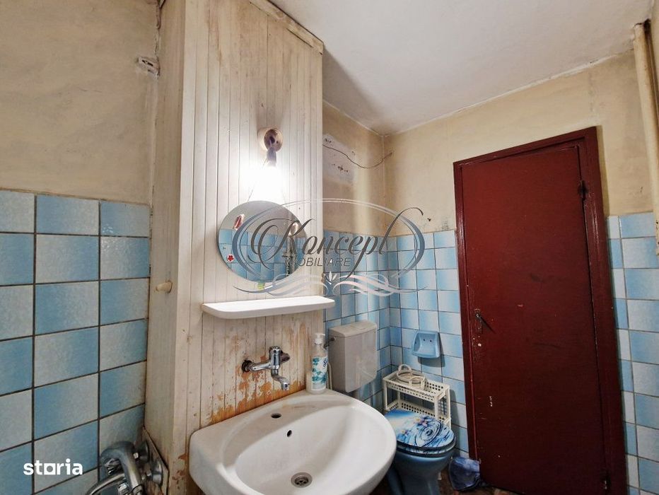Apartament cu potential, orientare sud-est, 2 balcoane, zona Parang