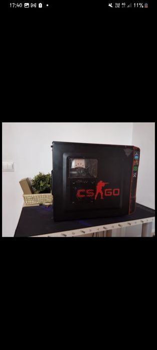 Calculator cu carcasa unica