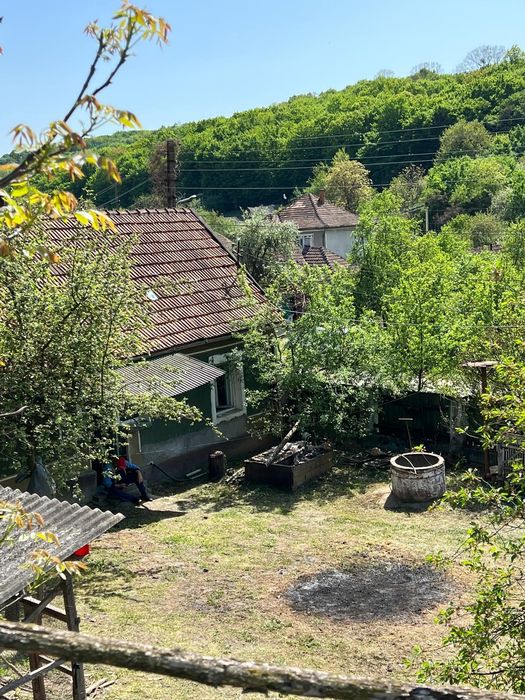 Casă în Derna (casa bătrânească ,căsuță)