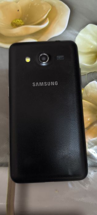 Samsung j2 DUOS сотилади.