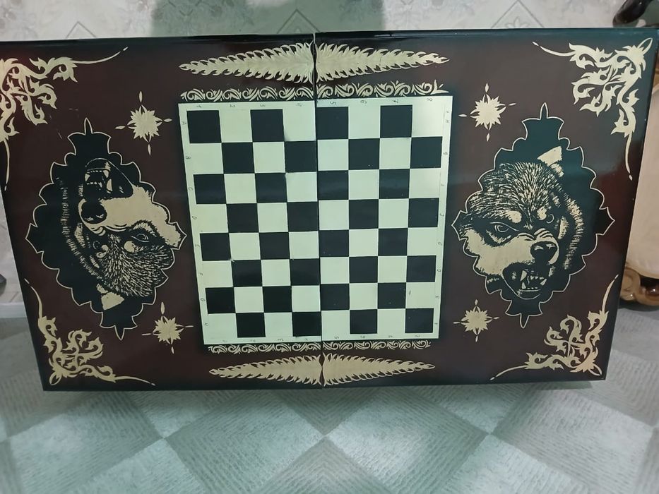 Продаеются нарды склодные и велики