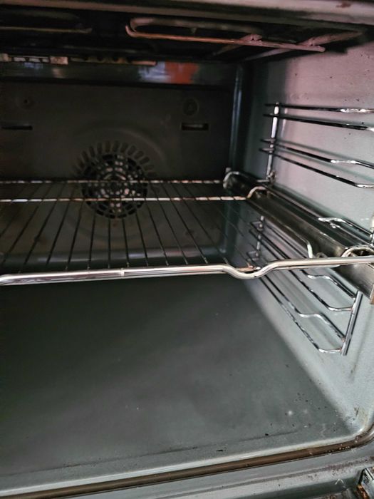 Фурна за вграждане Bosch HBG5370S0