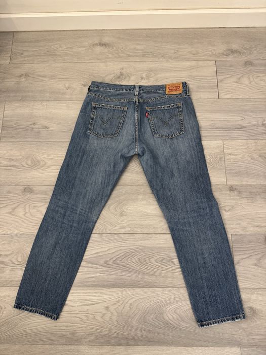 Продам джинсы LEVIS