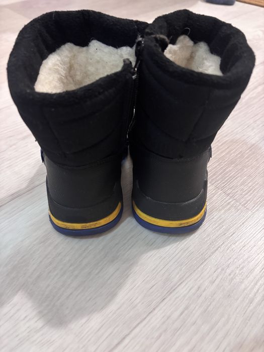 Зимняя обувь, р.24