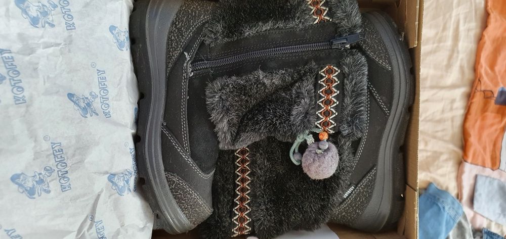 Сапоги, валенки, угги на девочку