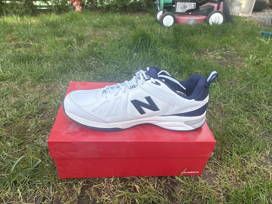 Adidasi  noi new balance