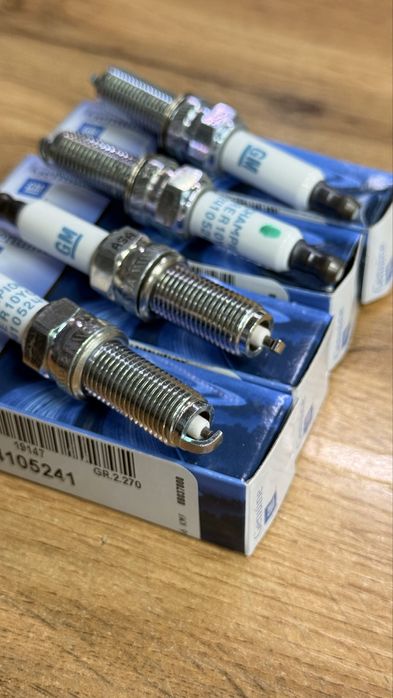 Свечи GM на Шевролет Монза