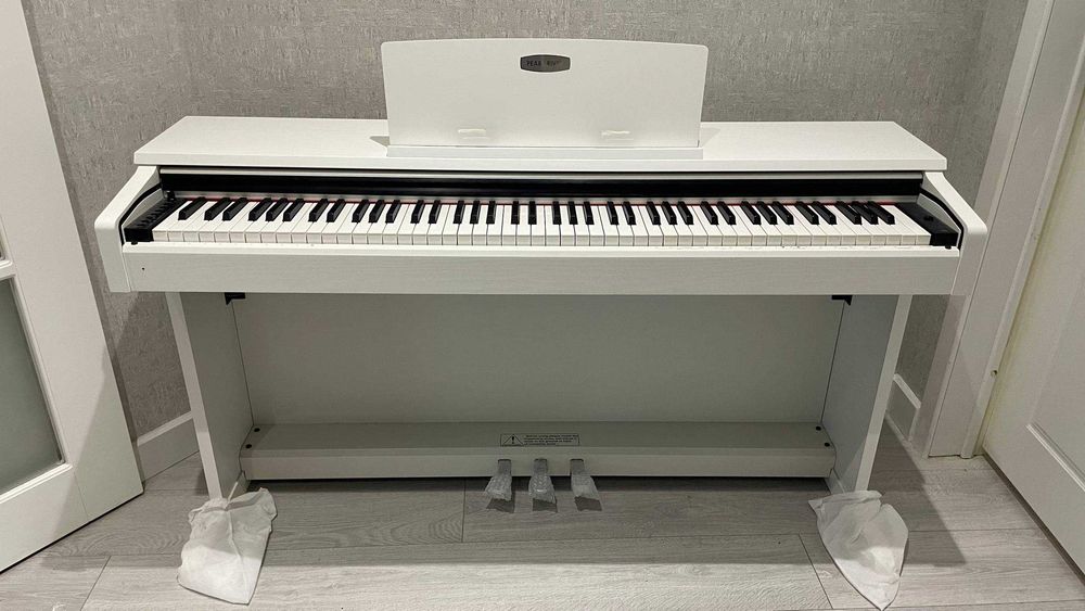 Продается цифравое пианино Pearl RiverV03