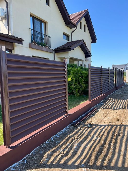 Garduri și porți stil jaluzele șipcă metalica tabla cutata