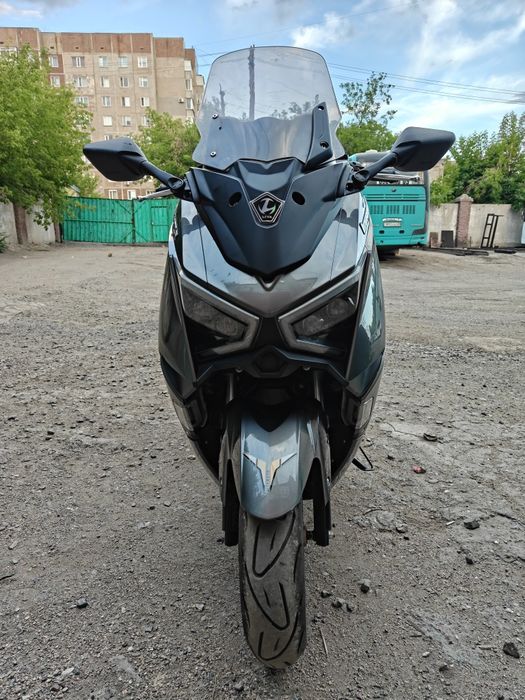 Скутер Z-max (2024)