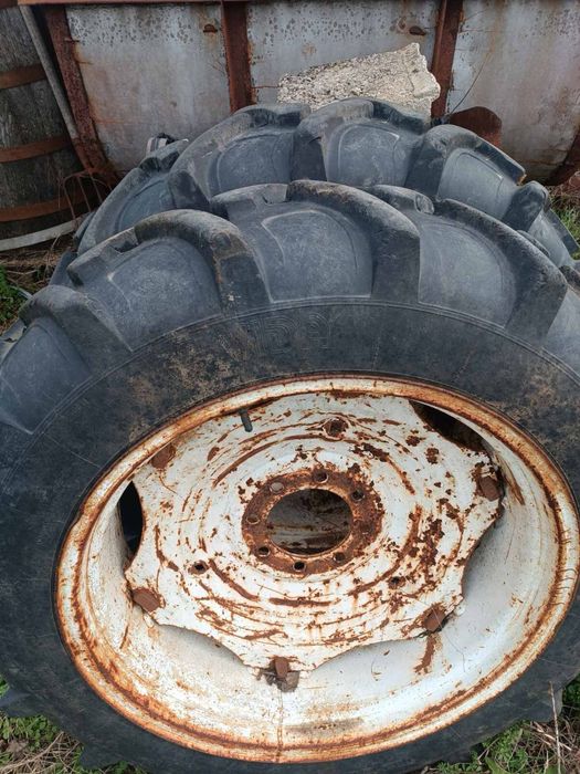 Задни гуми за трактор