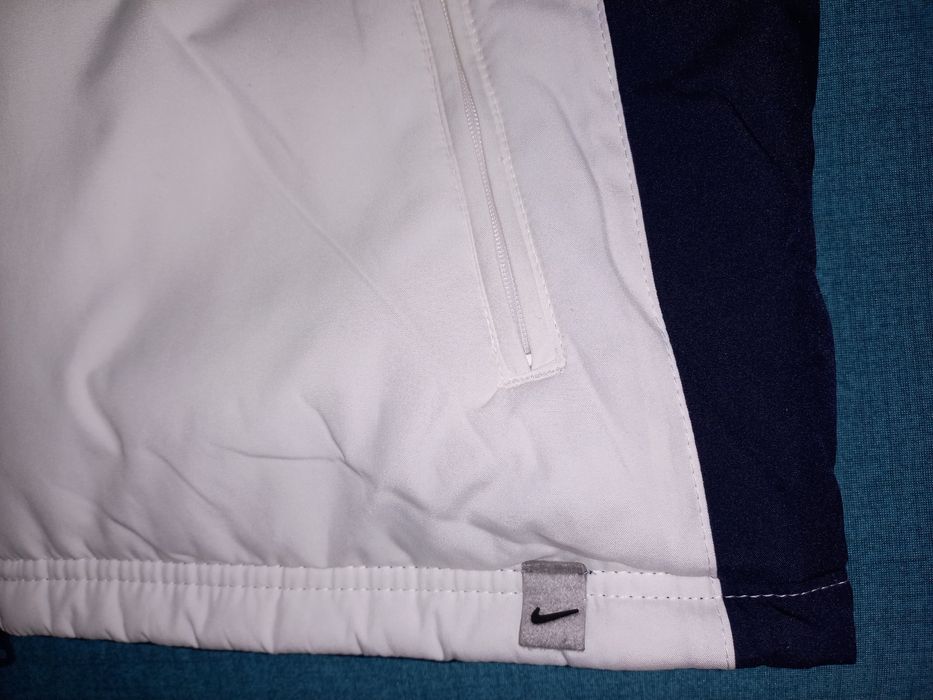 Яке с две лица Nike