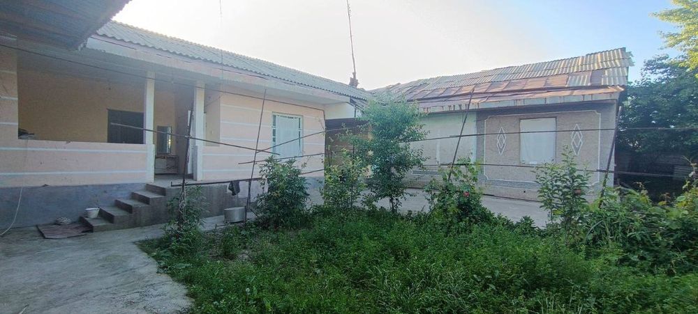 Продается дом участка срочна в Янгибозаре
