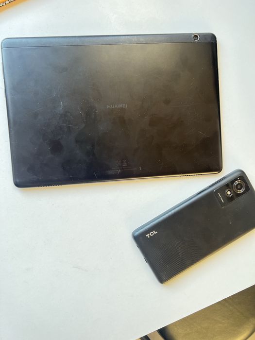 Vand telefon tcl si tableta huawei 350
