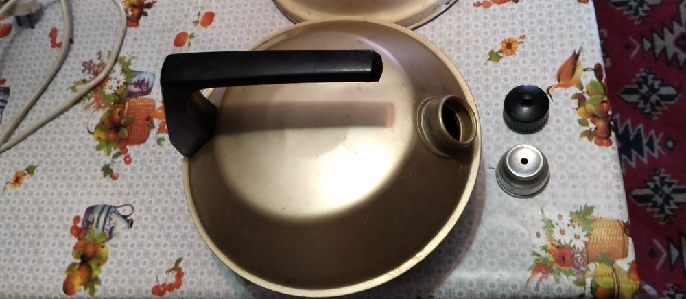 3 различни чайника от 1980-84г