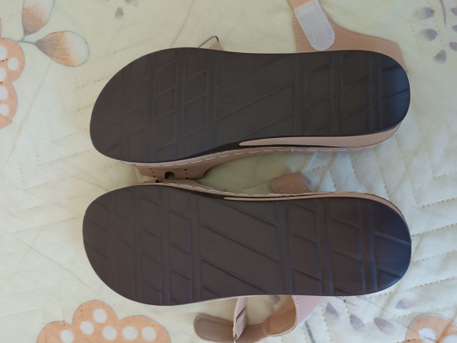 Кожени сандали номер 38