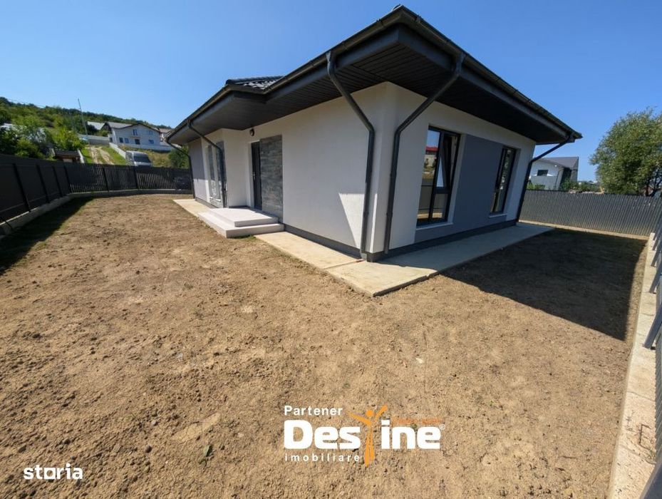 Casa cu 3 camere si 2 bai, finisaje de calitate, aproape de transport