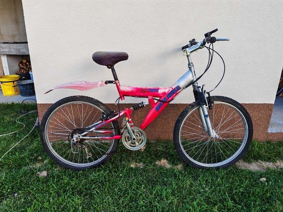 Vând 2 Biciclete