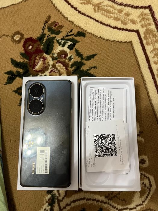 Продаётся телефон