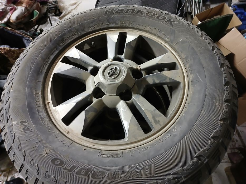 Диски с покрышками от land cruiser 200